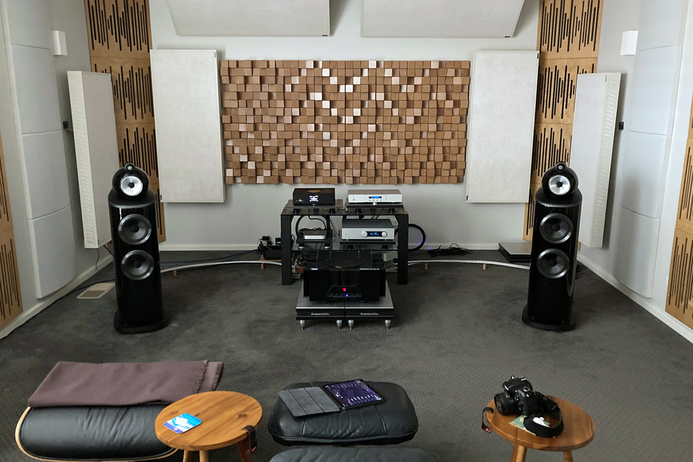 Bowers & Wilkins